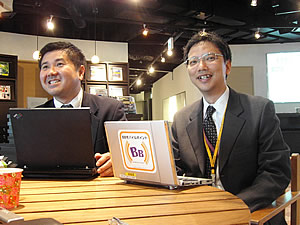 写真：日本テレコム中村氏（右）＆茨木氏（左）