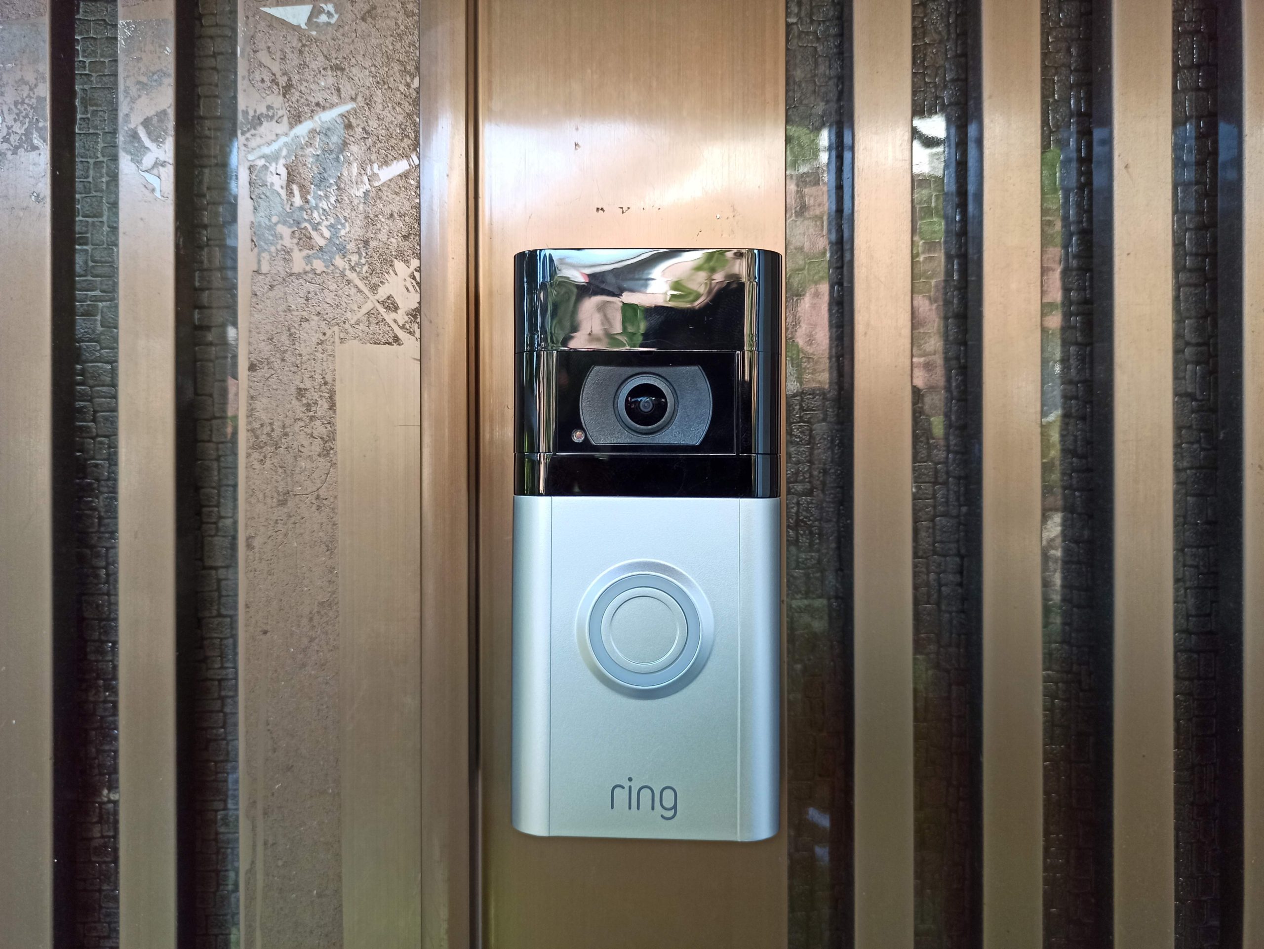 玄関の来客応対も遠隔化～スマートドアベル「Ring Video Doorbell 4」を導入